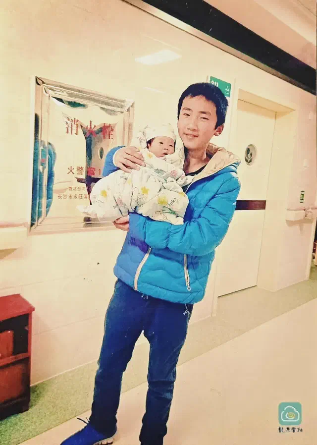 与小许合照