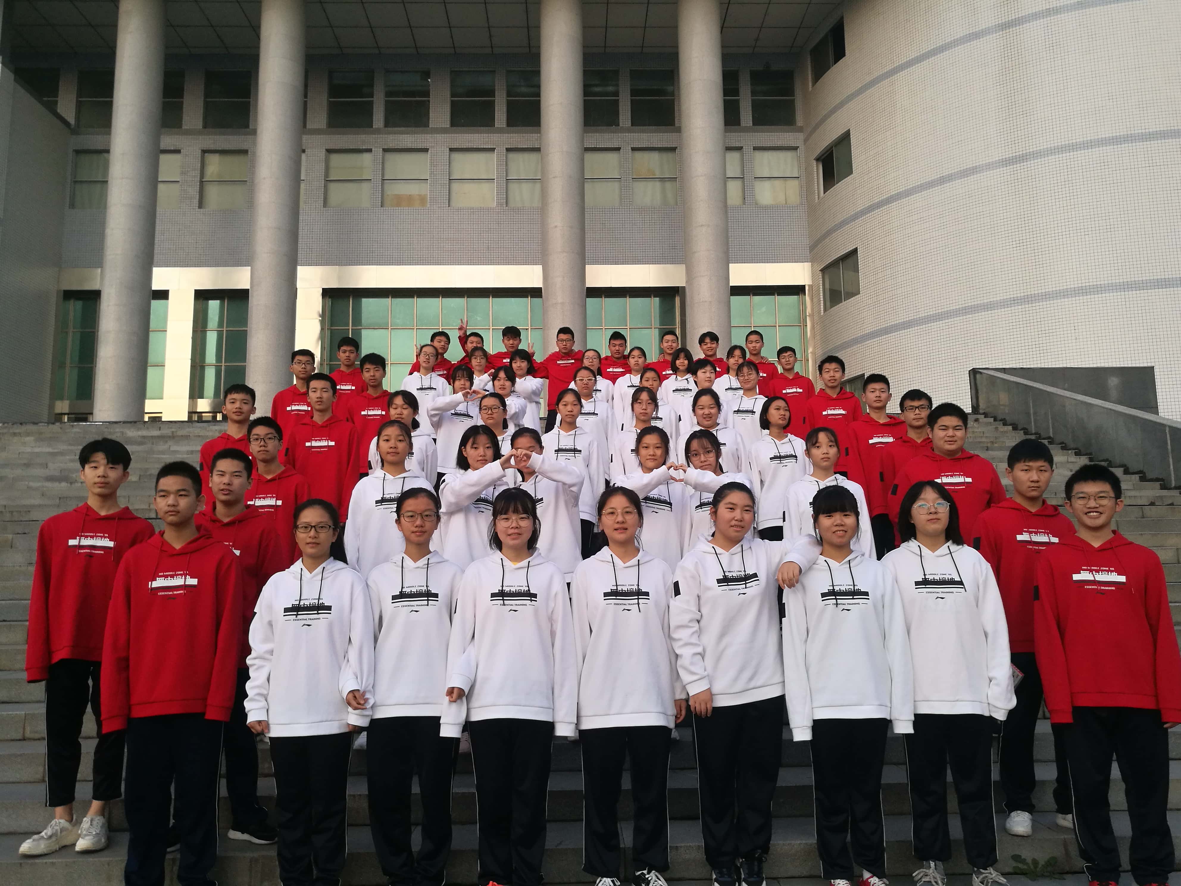 2019-11-02 高二班级合照.jpg