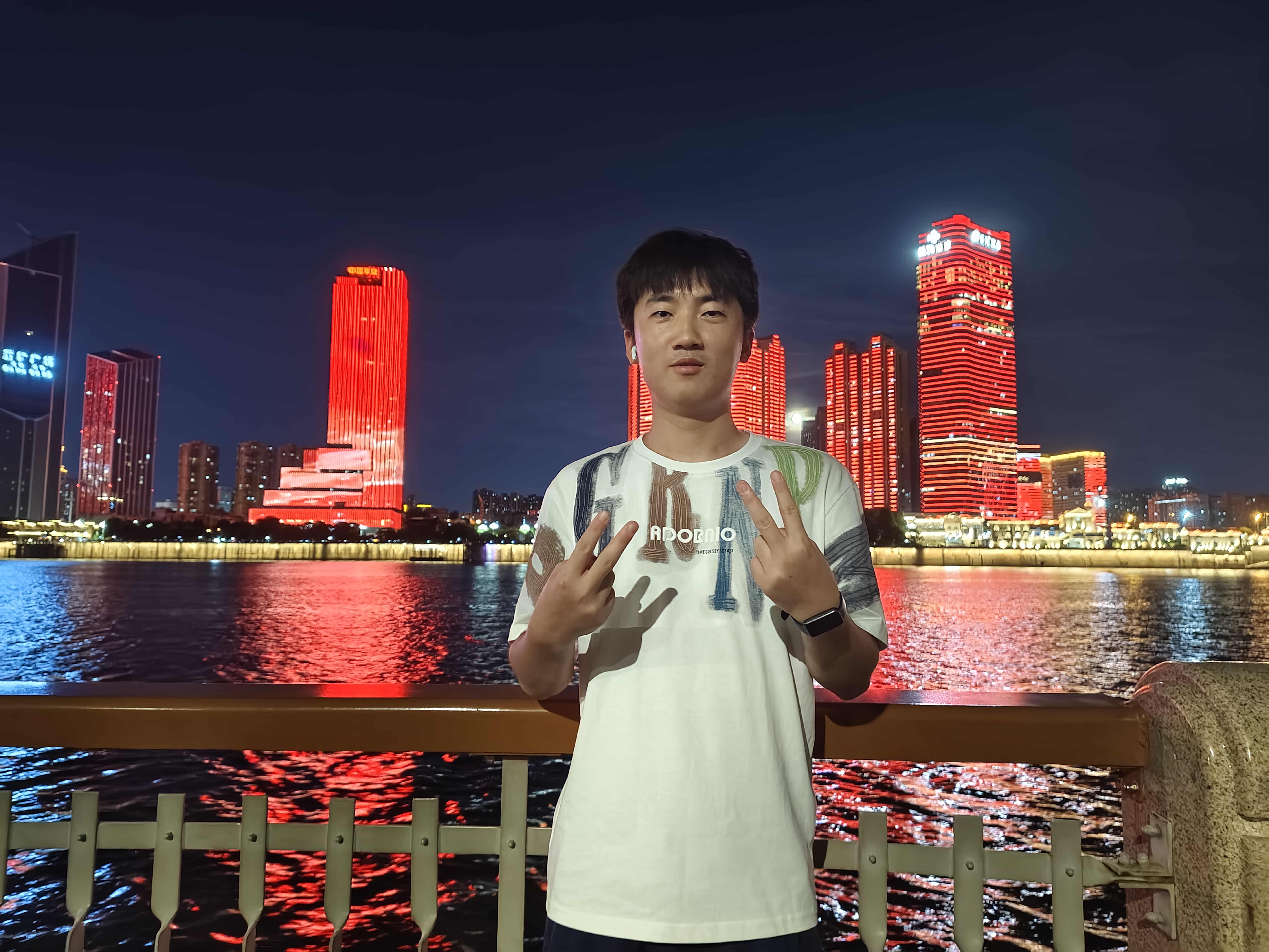 2026-07-31 湘江留影.jpg